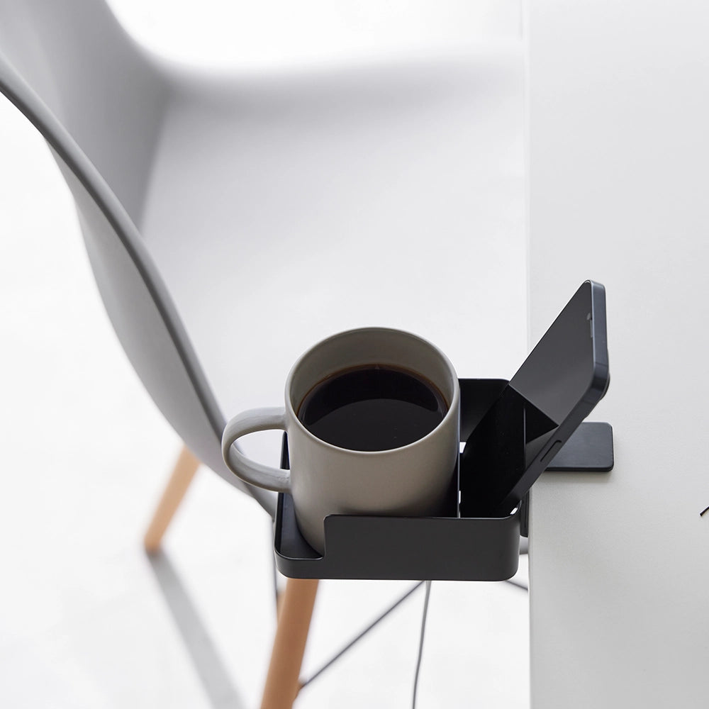 bekerhouder-aan-bureau-soclever